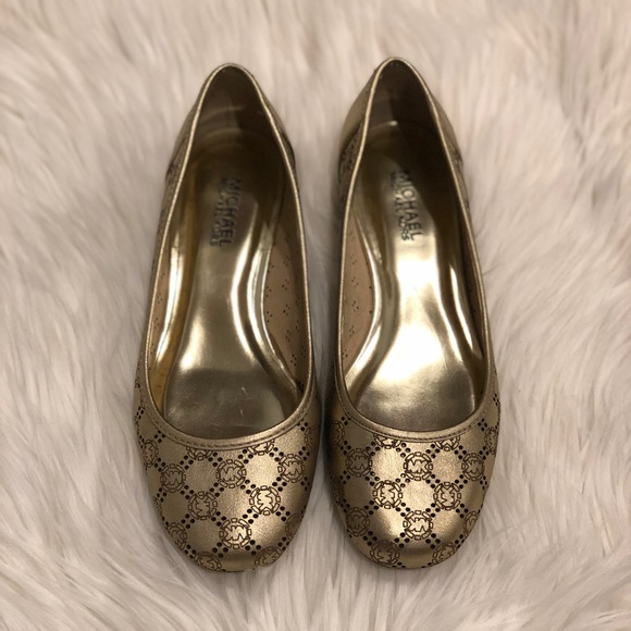 MICHAEL Michael Kors gold monogram flats - Picture 1 of 7
